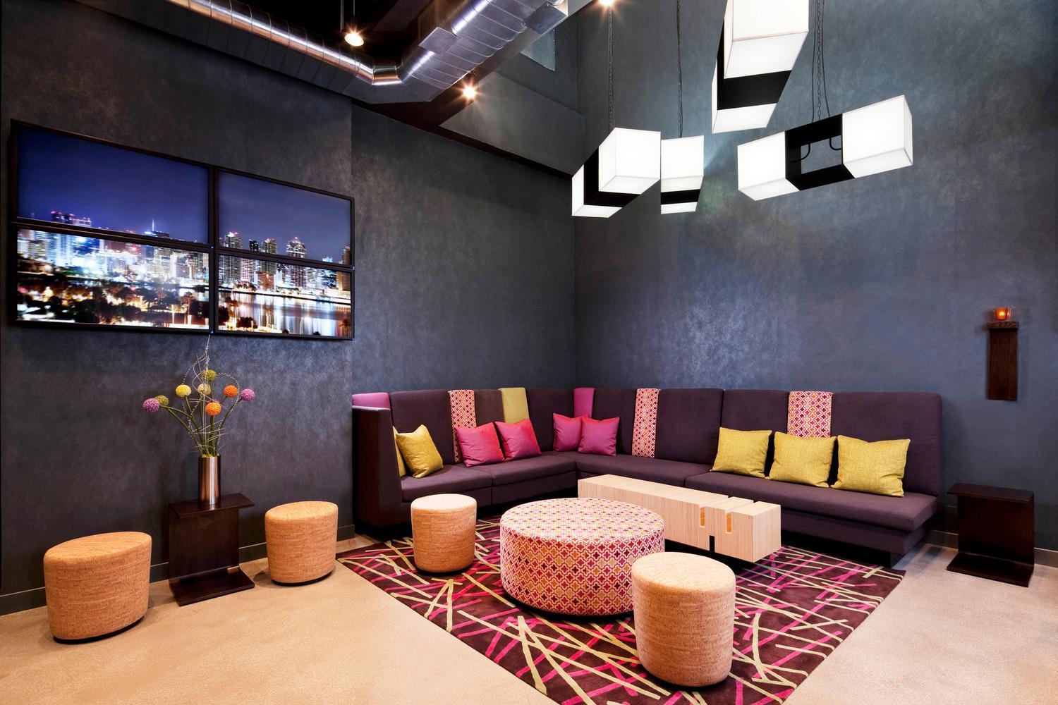 Hotel Aloft Brooklyn New York